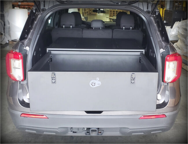 590773538-24-est-large-suv-box-open-straight-edited